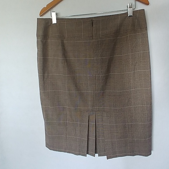 Michael Michael Kors Women's Plaid Skirt - Picture 3 of 6